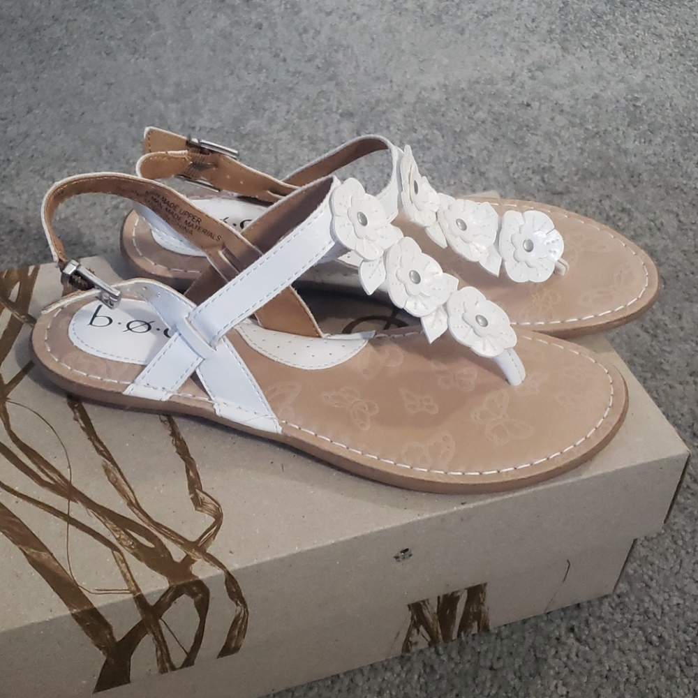 White Sandles